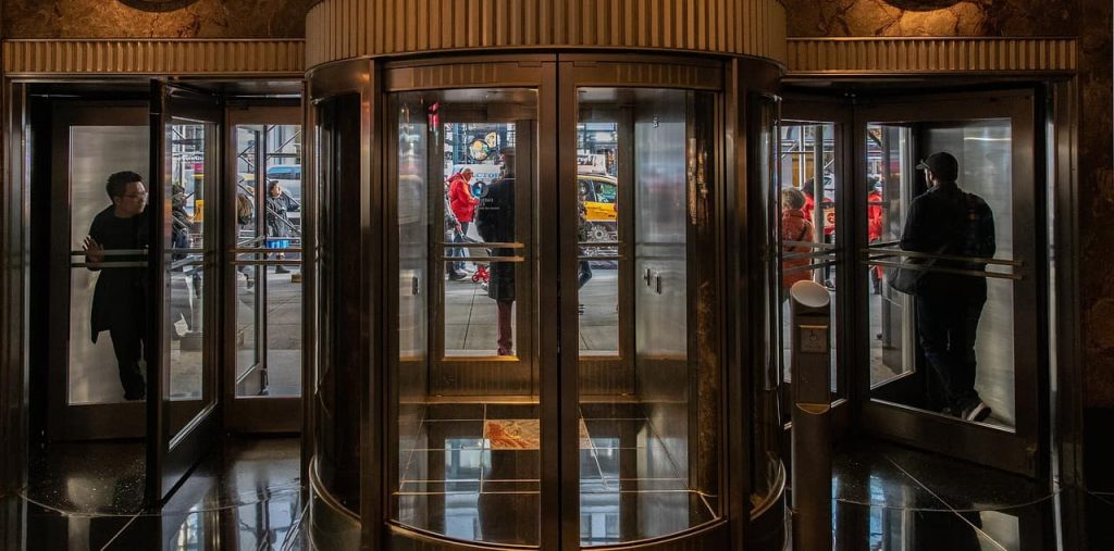 Sicherheitsdienst Offenbach - Doorman-Hotelbewachung